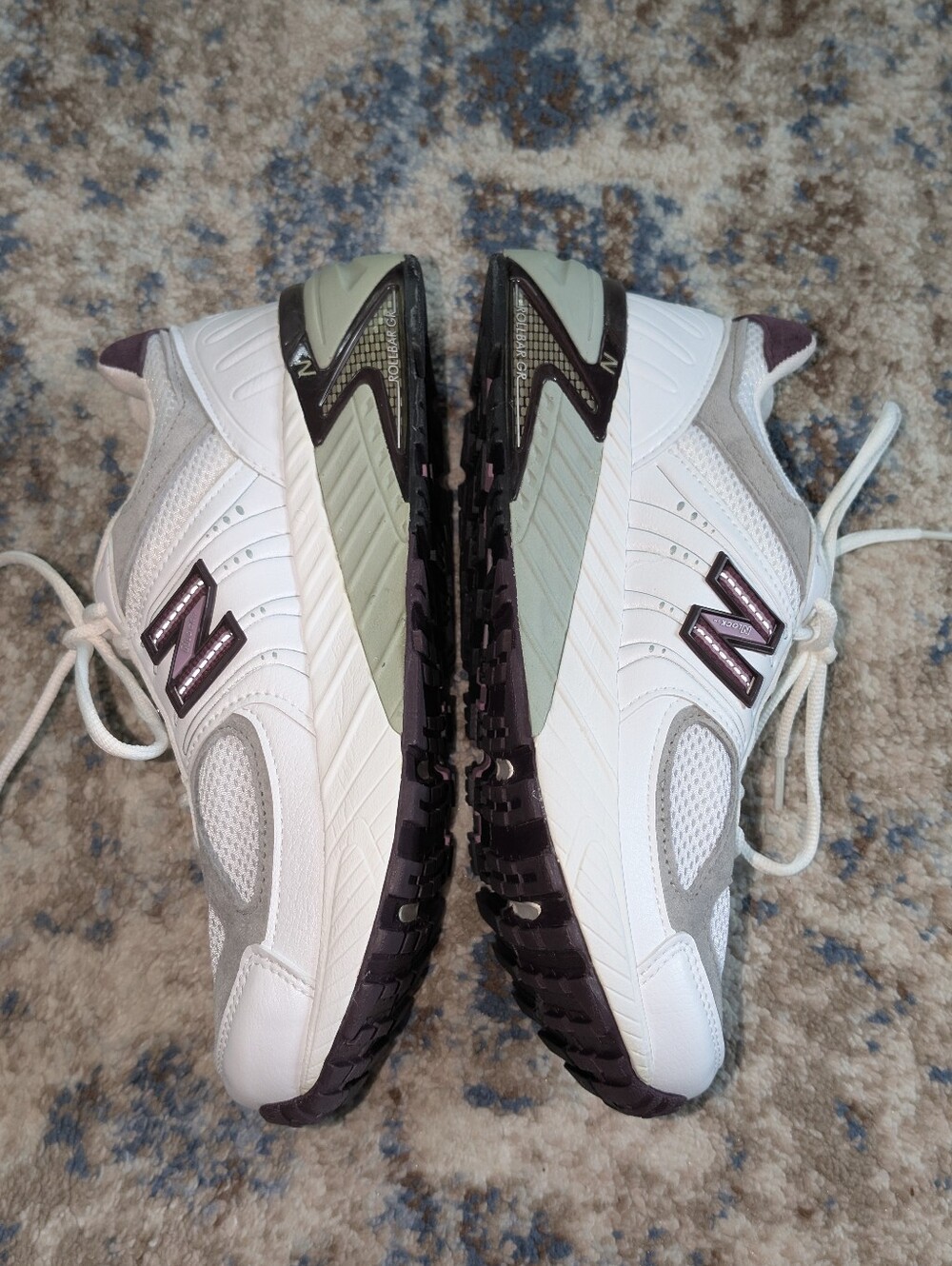 New Balance 1123 Motion Control Running Shoes - Picture 3 of 9